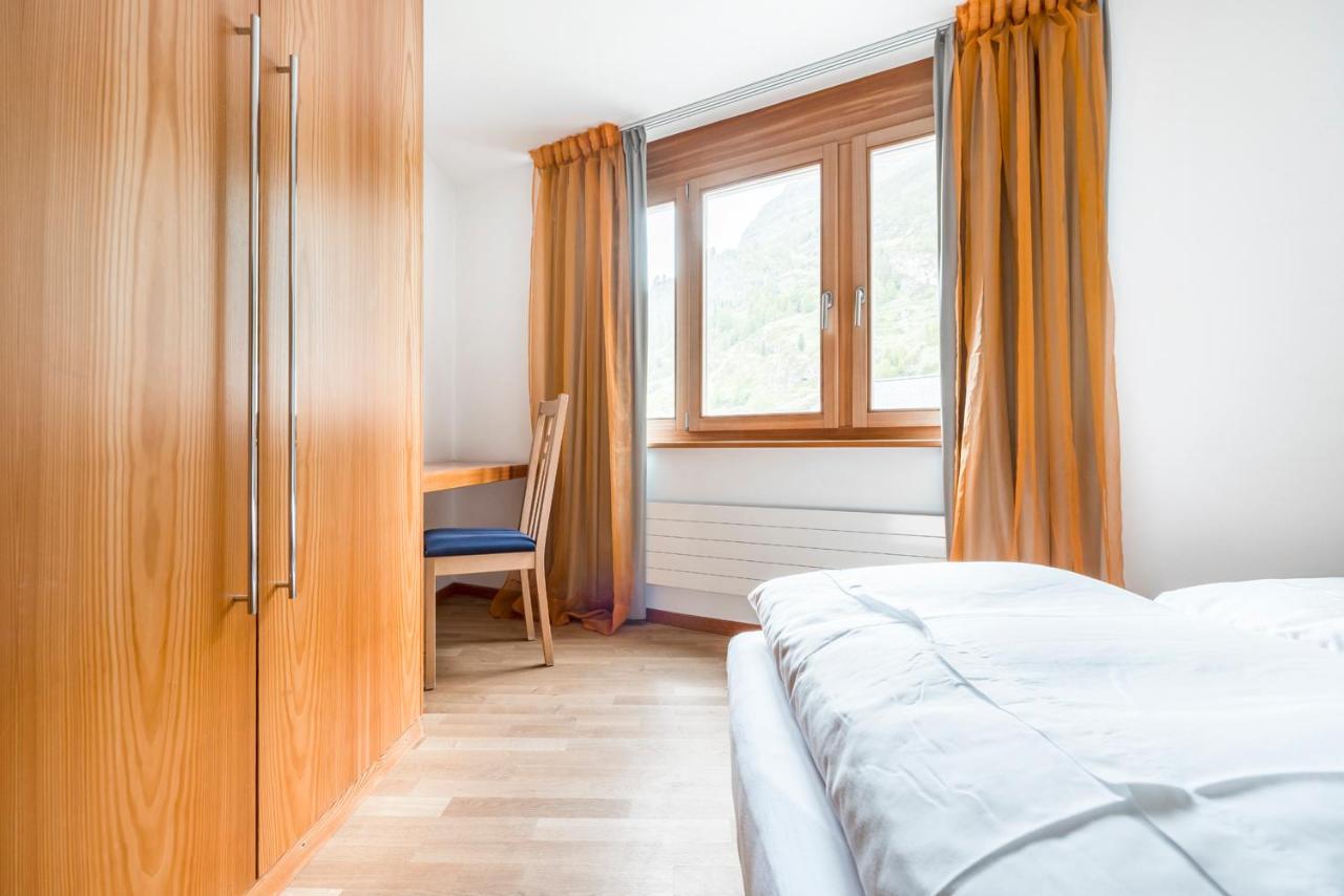 Ari Resort Apartments Zermatt Oda fotoğraf
